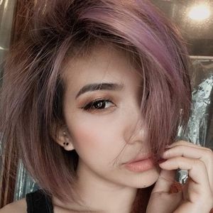 Meet your Posher, Bebe